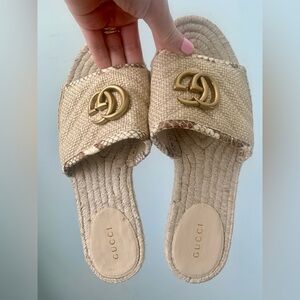 GUCCI Pilar GG Leather Trim Raffia Espadrille Slide Sandals
